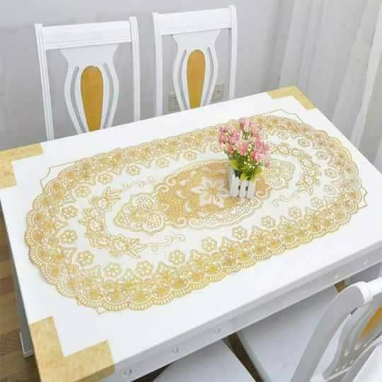 Khăn trải bàn dập hoa nổi 120x60cm