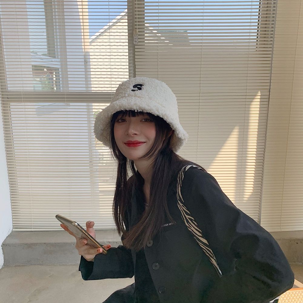 Nón lông ấm áp thêu chữ kiểu xô đội trong mùa đông