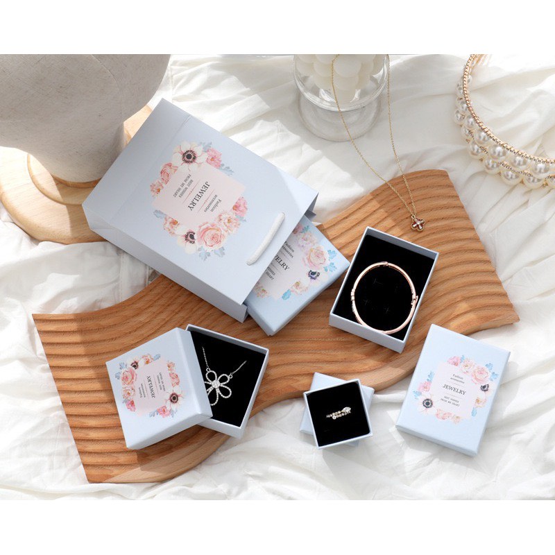 Hộp quà tặng hộp trang sức Màu xanh khung hoa lá nhiều màu sắc chất liệu cao cấp | BigBuy360 - bigbuy360.vn