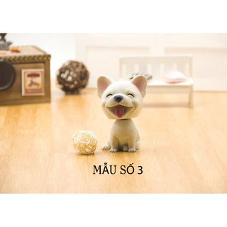Chó gật đầu trang trí