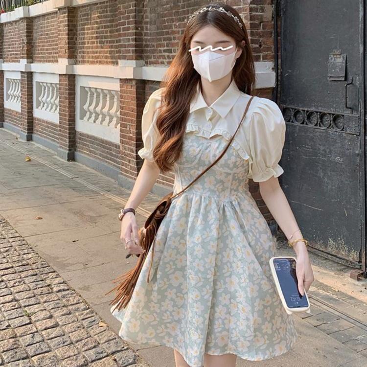 Bộ Áo Khoác Tay Phồng Ngắn + Đầm Hai Dây Ôm Eo In Họa Tiết Hoa Nhí Xinh Xắn Thời Trang Cho Nữ