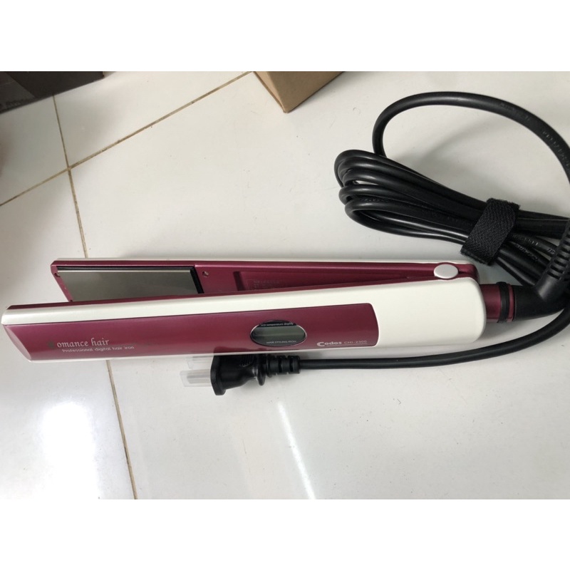 Kẹp duỗi tóc