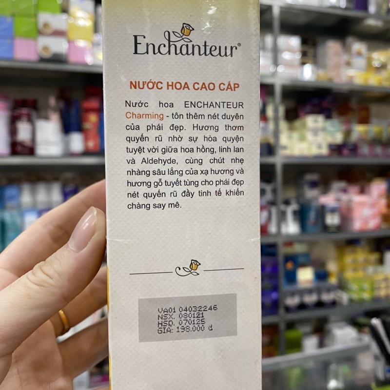 Nước hoa Enchanteur Charming 50ml
