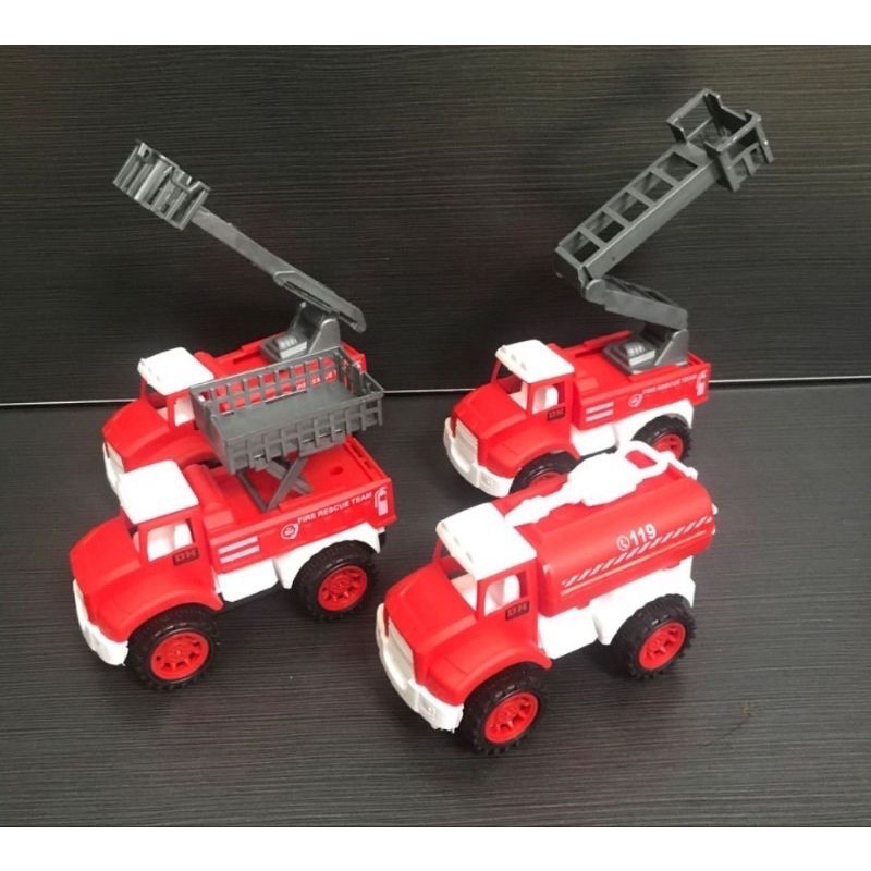 Vỉ 4 xe chạy cót cứu hoả cho bé