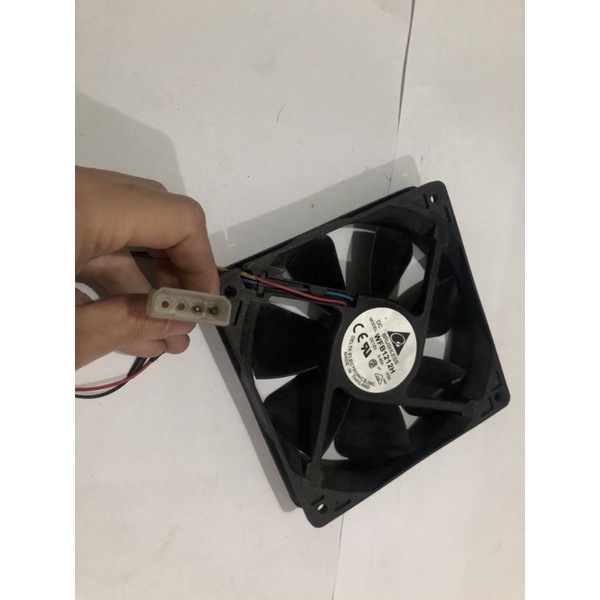 Fan Delta 12cm dày 2,5cm 0.45A chân ata như hình