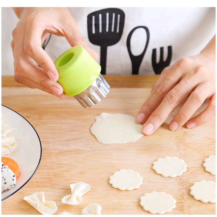 Bộ Khuôn Cắt Tạo Hình Rau Củ Quả inox 8 Món H170