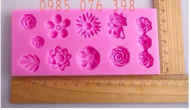 Khuôn rau câu silicon 4D Hoa nhí hỗn hợp Mã HL32DK