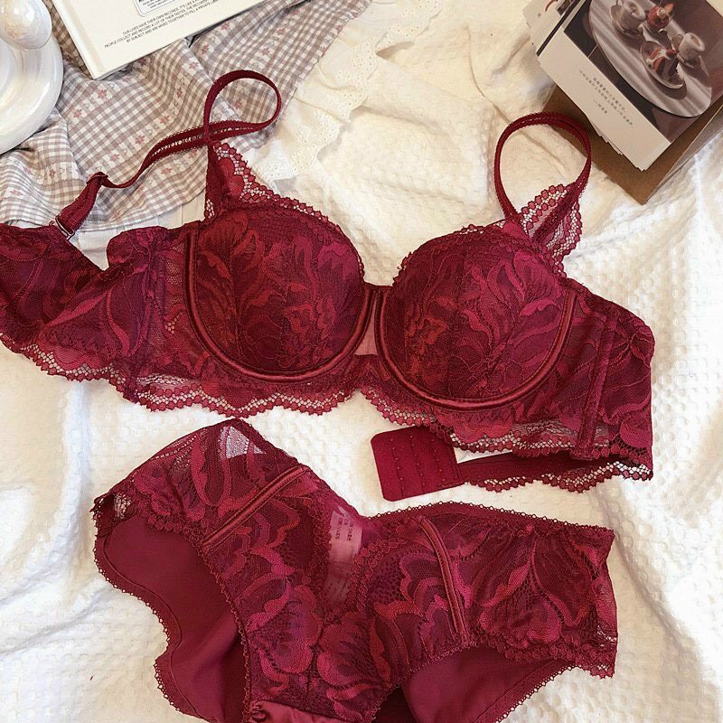 Bộ đồ lót có gọng đệm mỏng hoạ tiết hoa sexy đêm nồng cháy mã EBB40