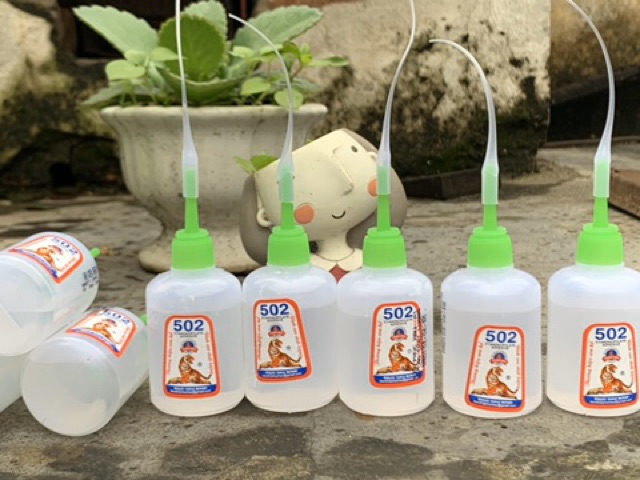 Keo 502 Phúc Hậu Nhanh Khô Tặng Kèm Bột Gỗ Chuyên Dùng Cho ngành gỗ