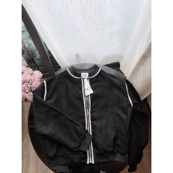 Bán sỉ áo bomber đen da lộn dây viền cho nữ