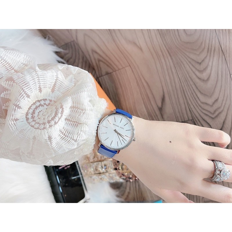 Đồng hồ nữ Mk28 Pyper leather màu xanh dương
