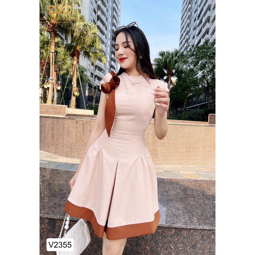Váy thiết kế cao cấp đi chơi đi du lịch xòe viền nâu V2355 - DVC