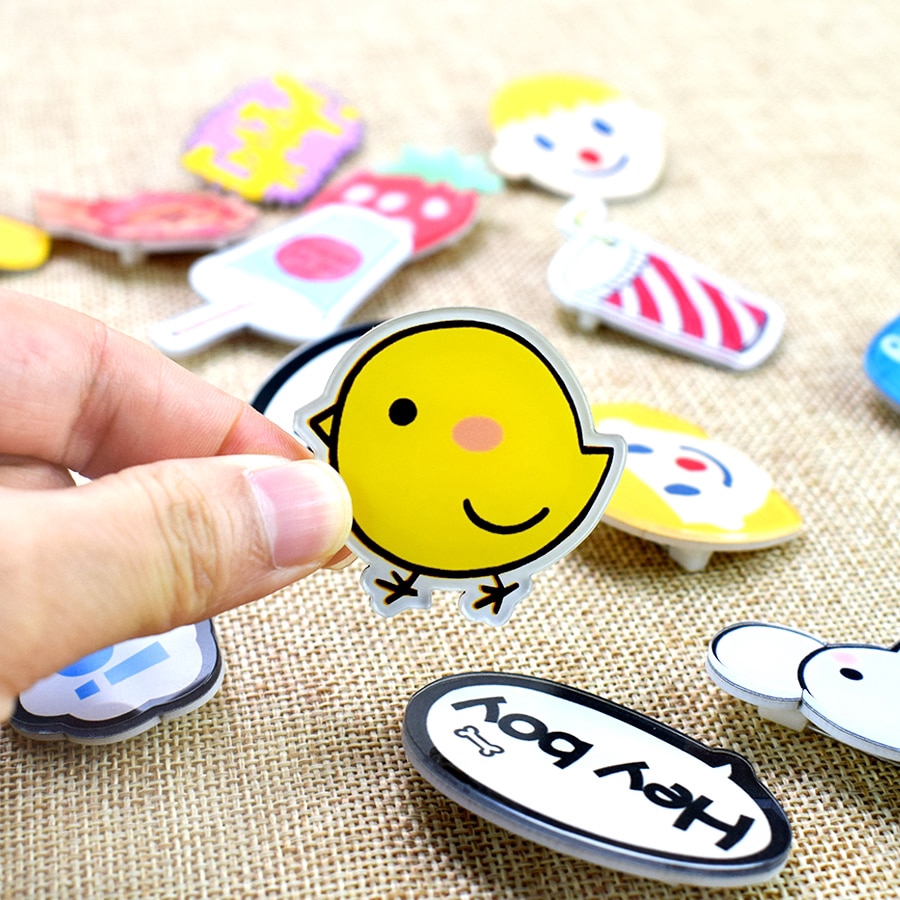 1 Huy Hiệu Cài Áo Hình Hoạt Hình Bằng acrylic Thời Trang