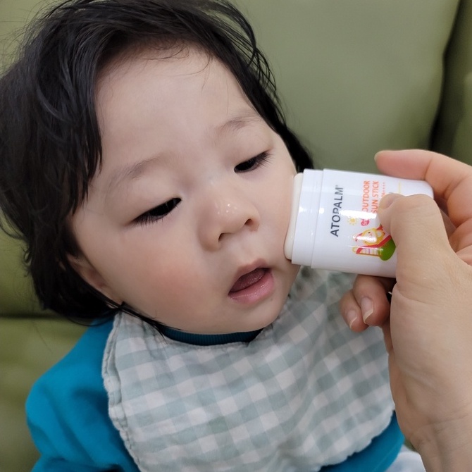 Kem chống nắng dạng thỏi cho bé Atopalm Outdoor Sun Stick SPF50+ PA++++ 21g