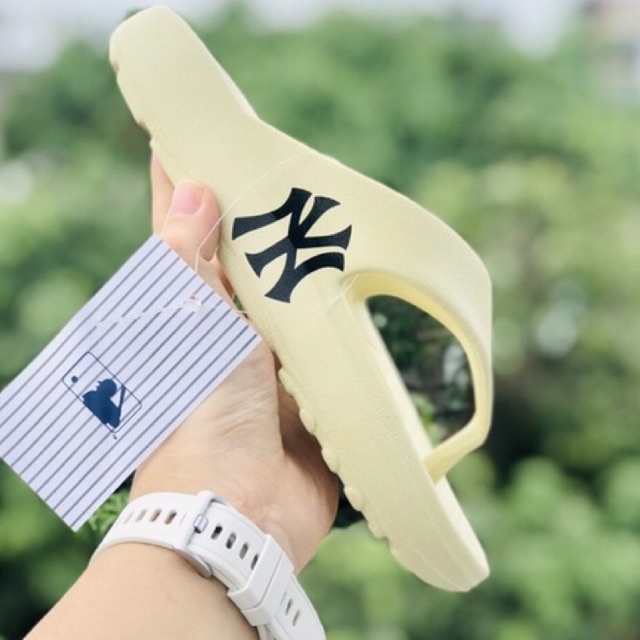Dép kẹp đúc NY kem nam nữ