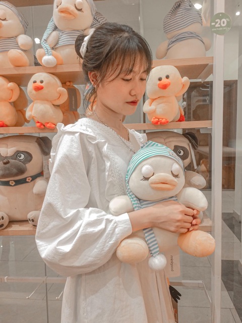 Váy tiểu thuư xinh xắn cổ chữ V dáng basic