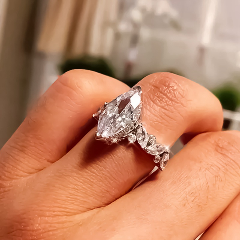 Nhẫn đính đá CZ thiết kế đơn giản và thanh lịch sang trọng cho nữ