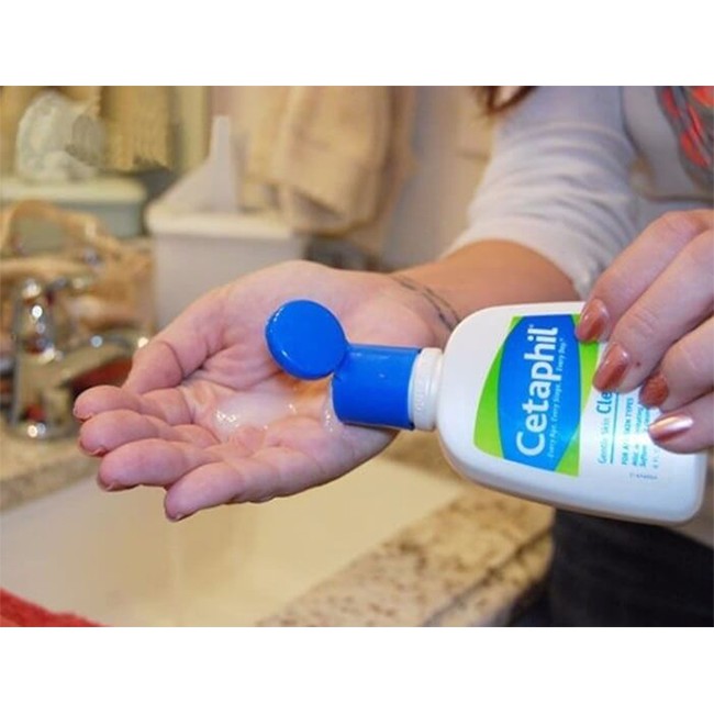 Sữa Rửa Mặt Dịu Nhẹ Cetaphil Gentle Skin Cleanser - 500ml