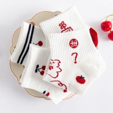 Tất nữ ngắn cổ mùa đông thêu hình quả cherry