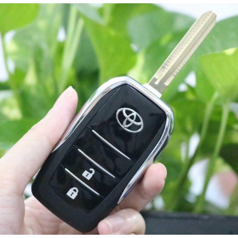 Vỏ chìa khoá độ gập TOYOTA ( 2 nút ) cho các dòng xe đời 2015 - 2020 Camry , Vios , Yaris , Corolla , Fortuner , Innova