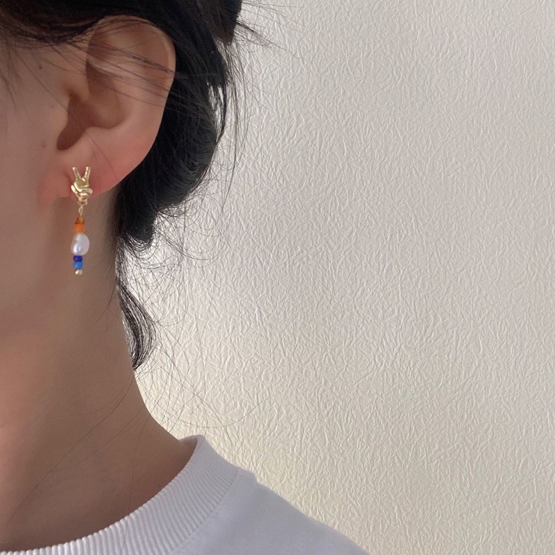 Bông Tai Xỏ Hạt Hình Mặt Cười Đơn Giản Dễ Thương Dành Cho Nữ