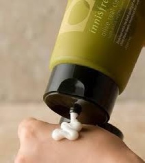 Sữa rửa mặt Innisfree Olive Real Cleansing Foam