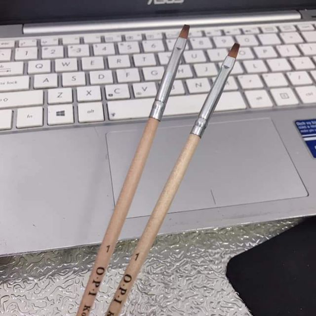 Cọ bản opi USA số 1