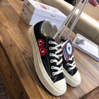 (Có sẵnB) Giày thể hao basic convers tim đỏ fullbox phụ kiện cao cấp