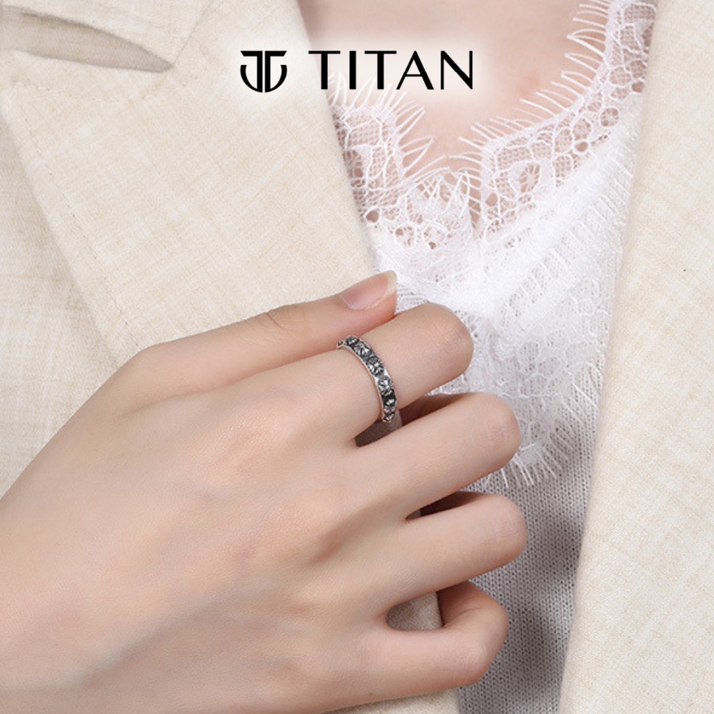 Nhẫn nam nữ CH thời trang, nhẫn Chrome Hearts unisex freesize bông hoa thị Iris màu đẹp như bạc 925 TITAN SHOP