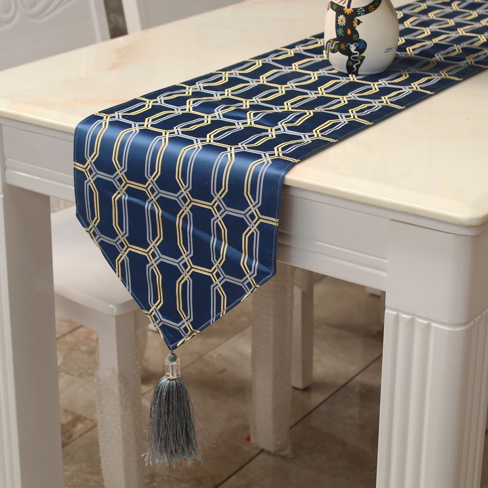 Khăn trải bàn thêu họa tiết phong cách Trung Hoa cổ điển sang trọng