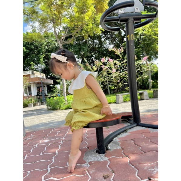 Đồ bộ liền thân sát nách cổ bèo em bé gái Nanci
