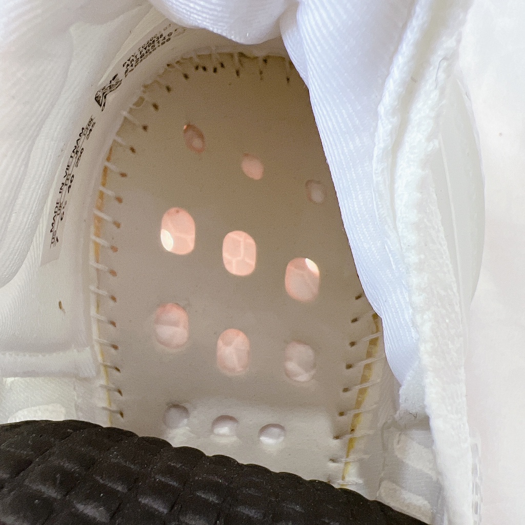 Giày Thể Thao Nam Ngô Thắng Ultraboots 7.0 Đế Boots Siêu Nhẹ, Ma Sát Tố, Cao 6Cm