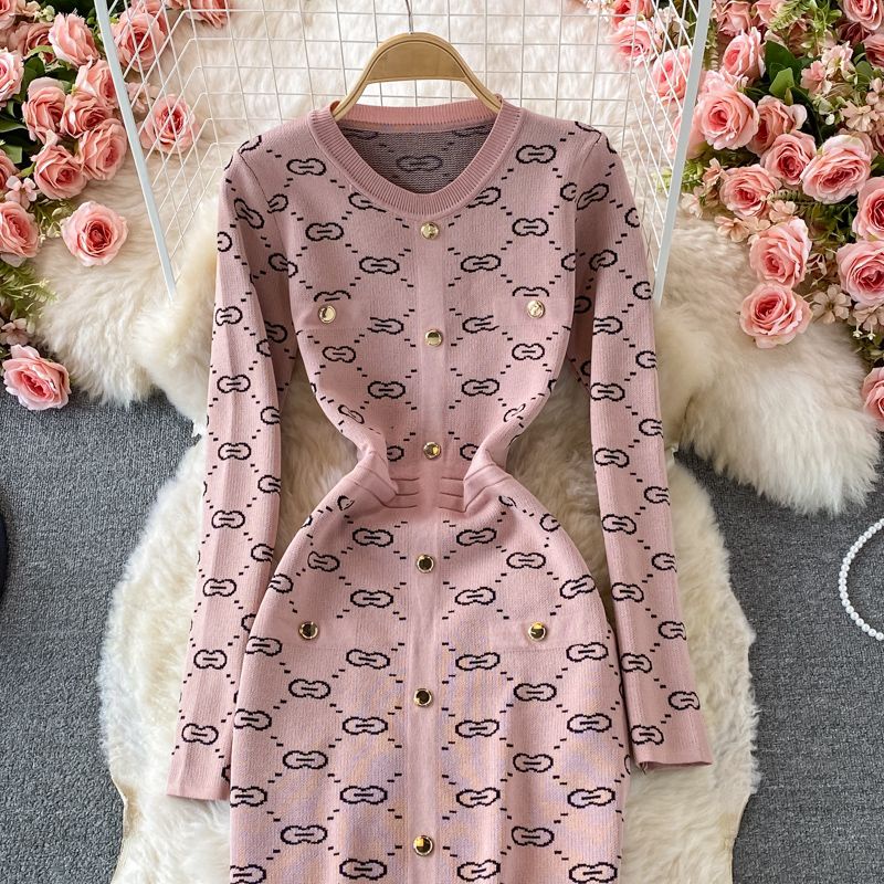 Đầm len dệt kim dáng ôm, váy len cổ tròn