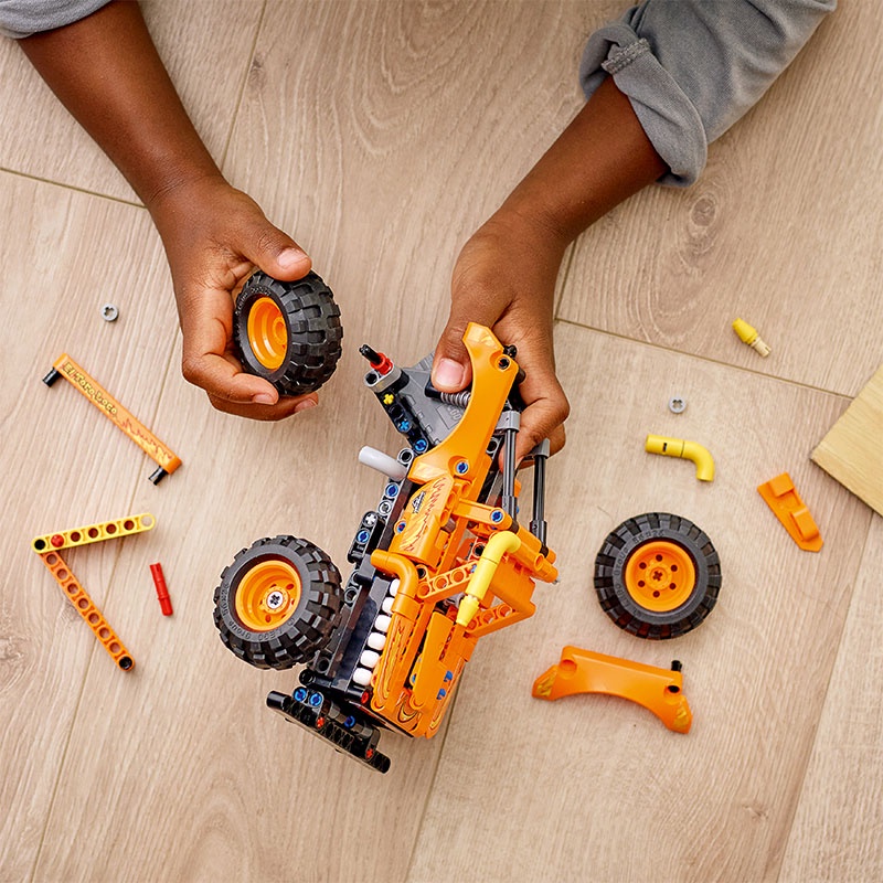Đồ Chơi LEGO TECHNIC Chiến Xe Monster Jam™ El Toro Loco™ 42135