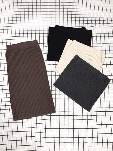 Chân váy len dáng dài midi xẻ sau | BigBuy360 - bigbuy360.vn