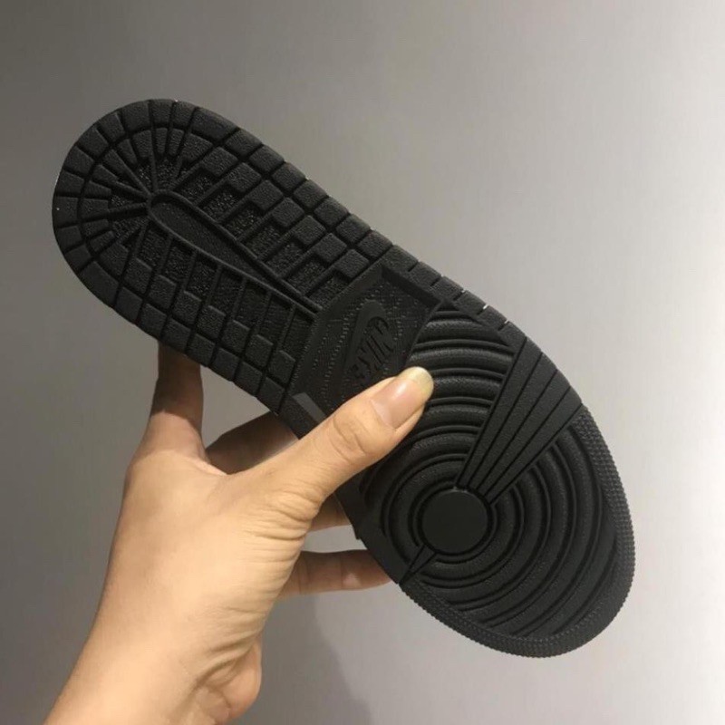 [Mã WAST5K giảm 5k đơn bất kỳ] sale lớn nhất 12-12 giày jodan đen trắng cao cổ full box và bill ¹ | BigBuy360 - bigbuy360.vn