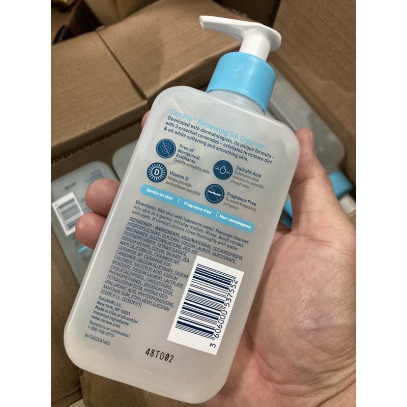 Sữa rửa mặt CeraVe Renewing SA Cleanser rửa sạch mụn, mụn đầu đen, nhập Mỹ đường máy bay chất lượng hảo hạng 237ml | BigBuy360 - bigbuy360.vn