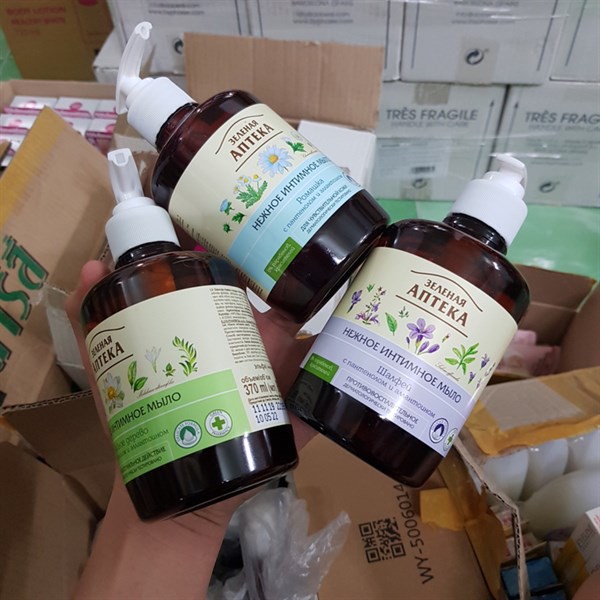 Dung Dịch Vệ Sinh Green Pharmacy Zelenaya Apteka 370ml