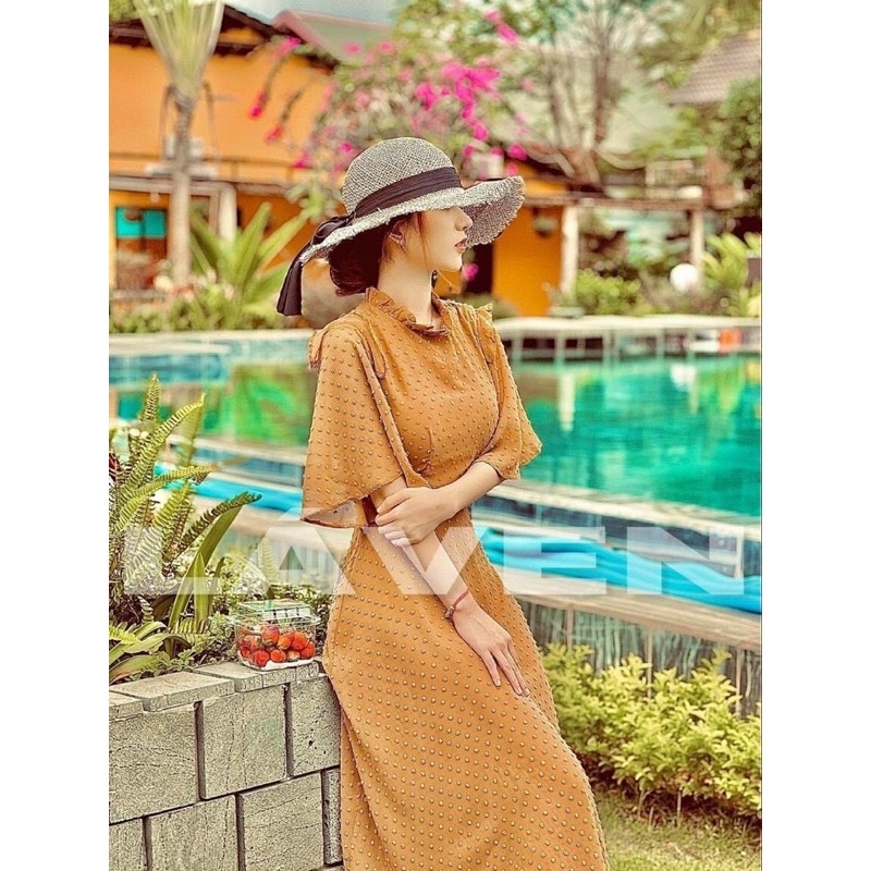 Đầm maxi voan bi nổi hở lưng cột nơ | BigBuy360 - bigbuy360.vn