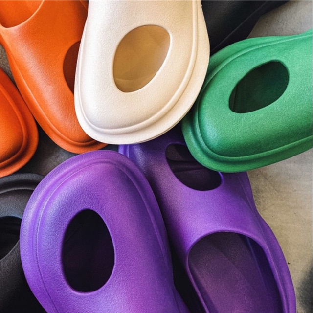 Dép xỏ hot trend nam nữ