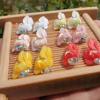 Hoa bột gốc ôm đá mắt mèo đính móng 11HA