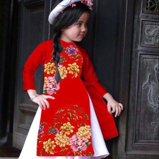 Áo dài cách tân hoa anh đào.