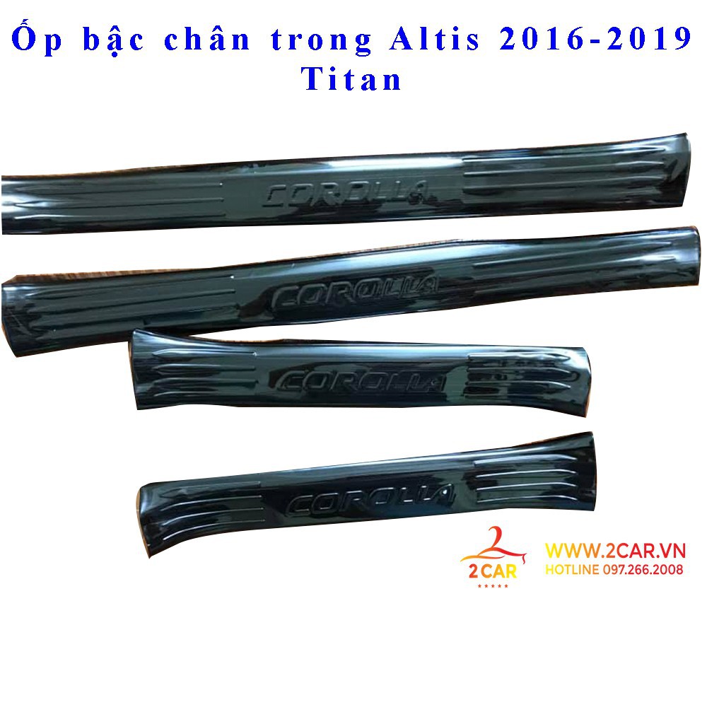 Ốp bậc cửa trong, ngoài xe Toyota Altis 2016-2020 Titan