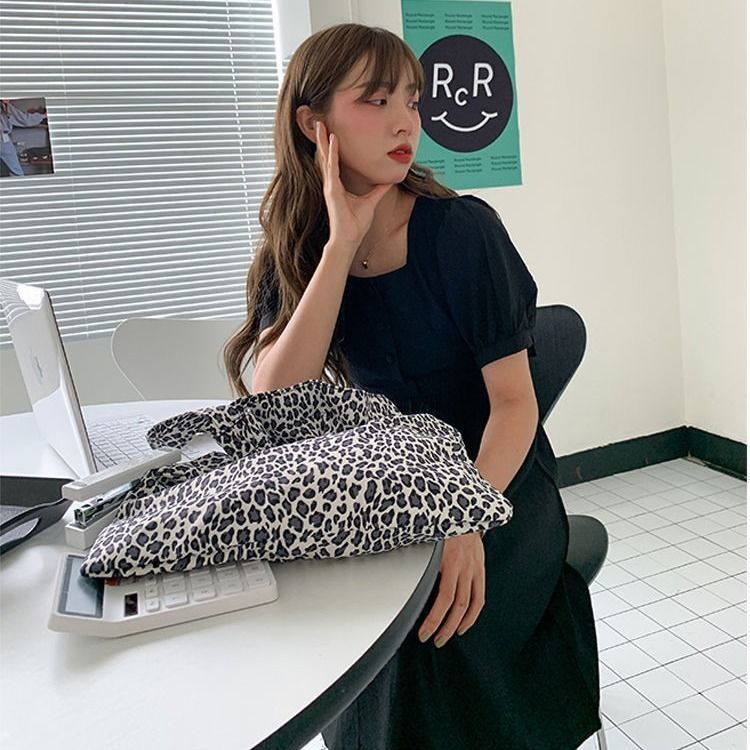 Đầm Ngắn Tay Cổ Vuông Thời Trang Hàn Nữ Tính