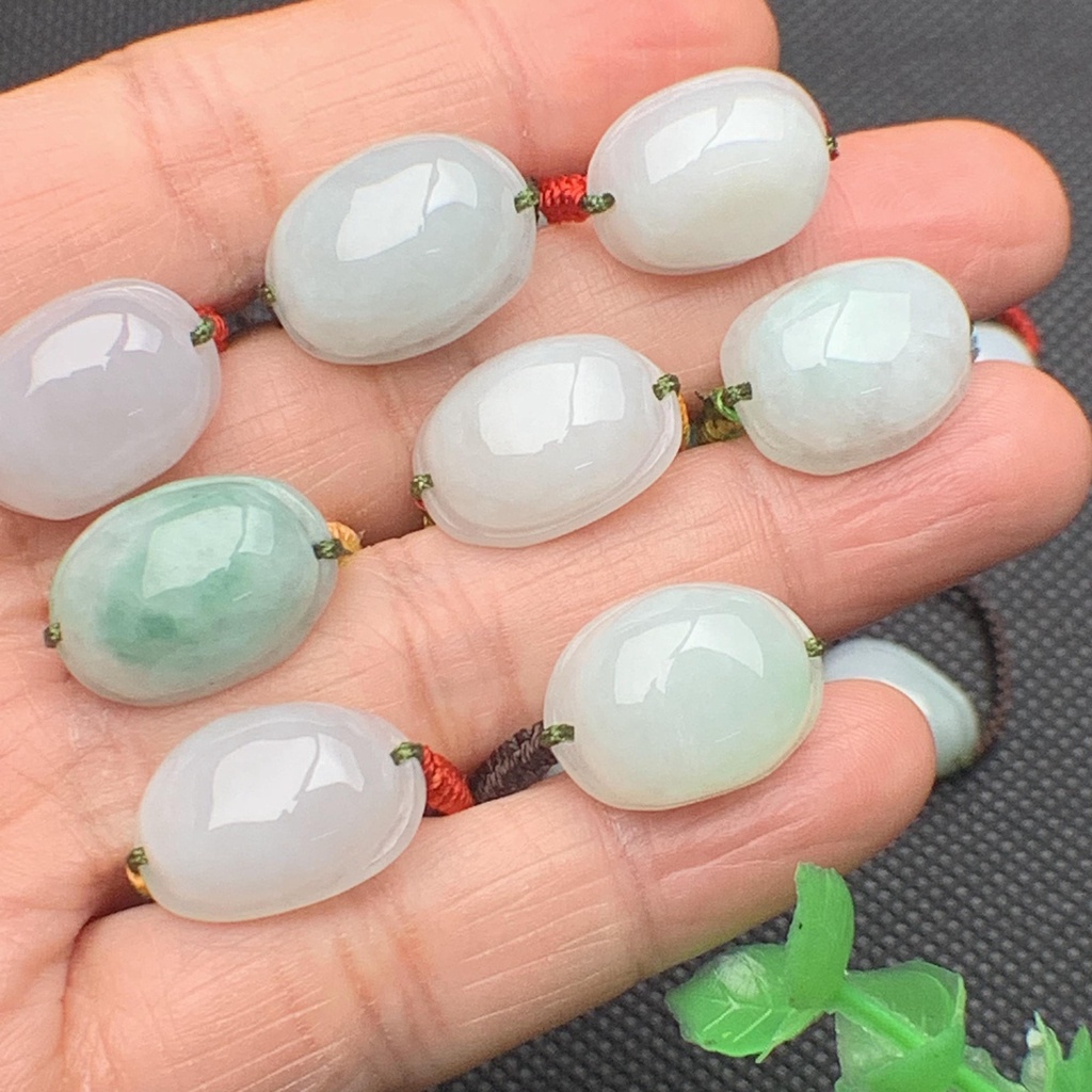 Nhẫn trứng phong thủy ngọc cẩm thạch/Ngọc phỉ thúy tự nhiên