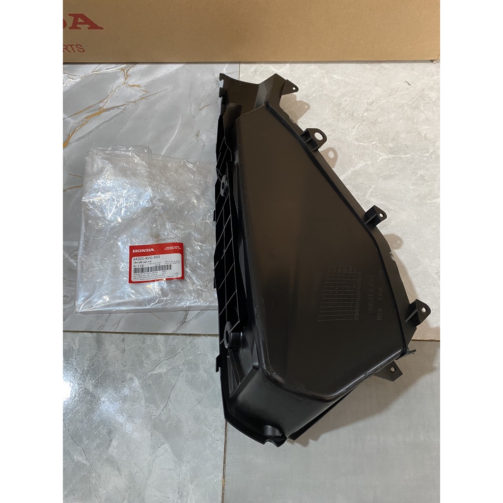 Tấm bắt sàn để chân bên trái HONDA AIR BLADE 110 năm 2007-2008-2009-2010. 64321KVG950