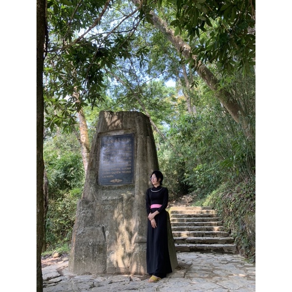 Áo Tày dài kèm đai