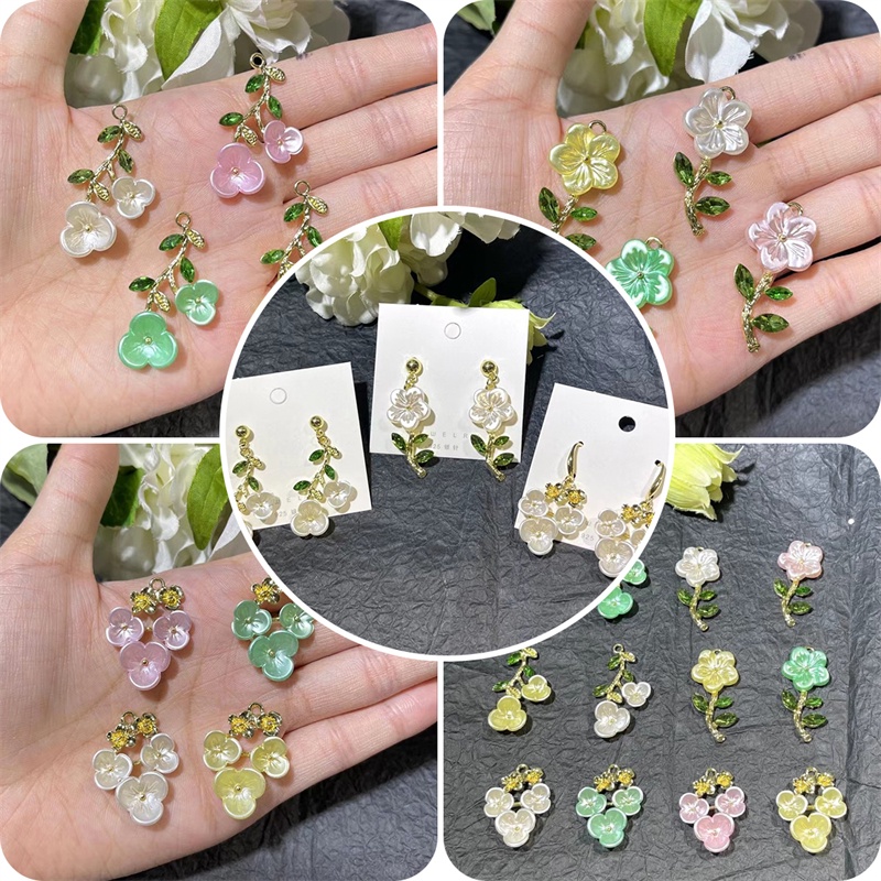 Mặt dây chuyền/ khuyên tai hình hoa bằng hợp kim và acrylic