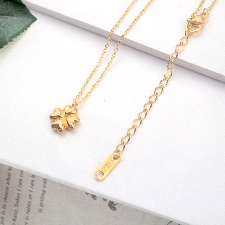 Dây chuyền nữ titan cỏ 4 lá cao cấp đem lại may mắn cho người đeo và vô cùng sang trọng