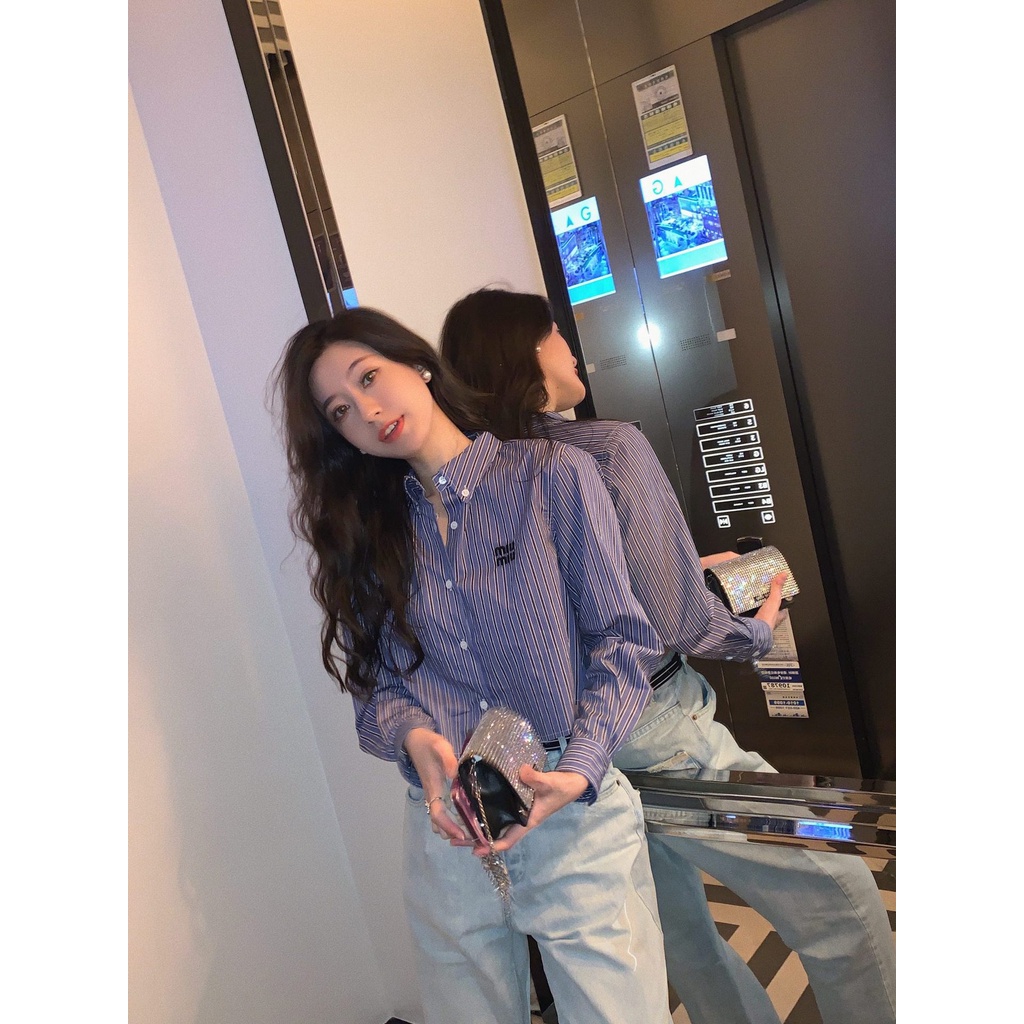 MiuMiu m22 early autumn new retro letter stripe hem burrs decoration simple all-match short shirt 2022